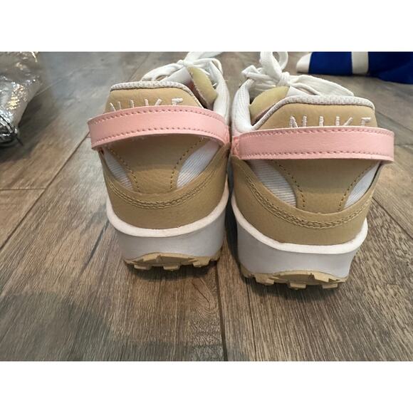 Nike Women's Sesame Atmosphere Waffle Debut Lace Up Running Shoes Size 10.5 - Picture 8 of 10